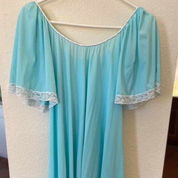 CLAIRE BY LUCIE BEVERLY HILLS VTG BLUE NIGHT GOWN - Picture 5 of 9